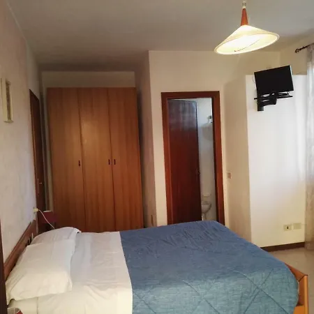 Carloni 3*
